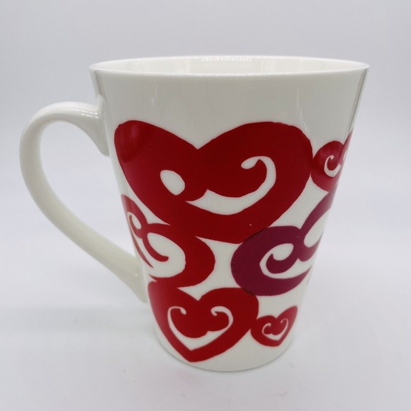 Rare Starbucks Red Hearts Valentines White Coffee Mug Tea Cup 2016 12 Oz - Picture 2 of 5